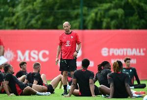 阿莱格里：莫德里奇将提升球队的技术水平 我们的目标是重返欧冠