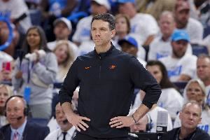 33助!戴格诺特:球队展现极强成熟度 投篮手感低迷时选择了坚持